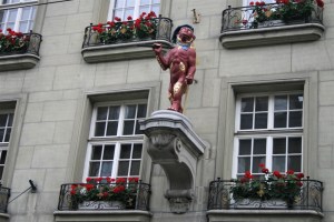 A figurine on a building in Bern