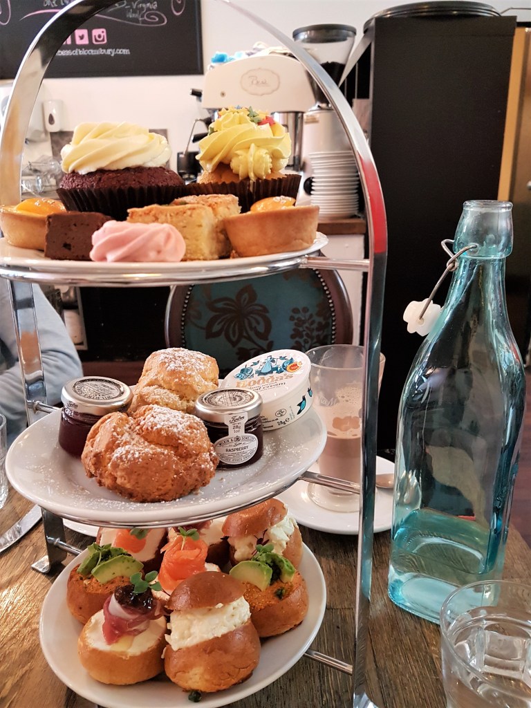 Afternoon tea, Bea's of Bloomsbury, London, 15 July 2017 (2)