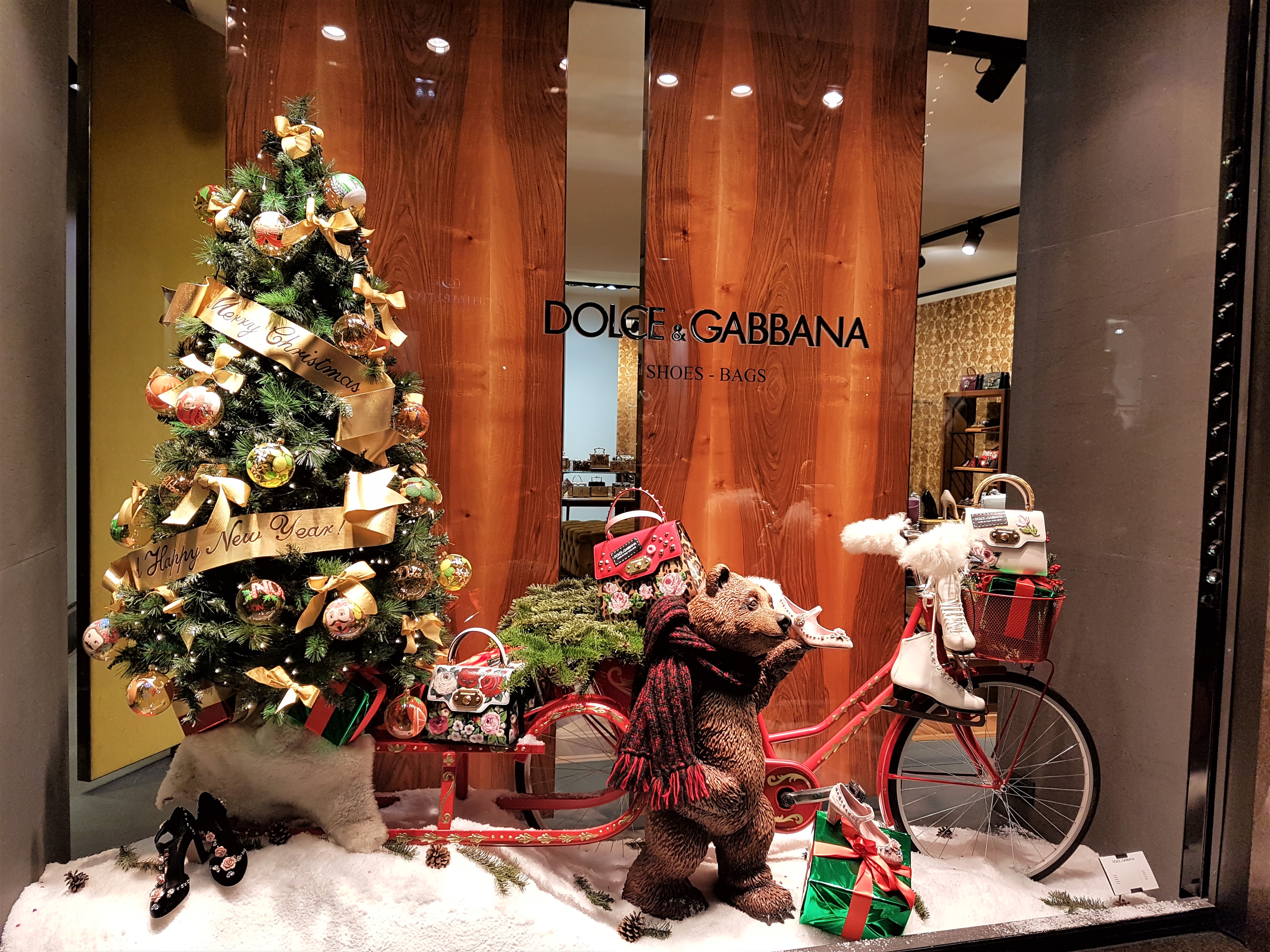 Christmas scene, Dolce & Gabbana store, Milan