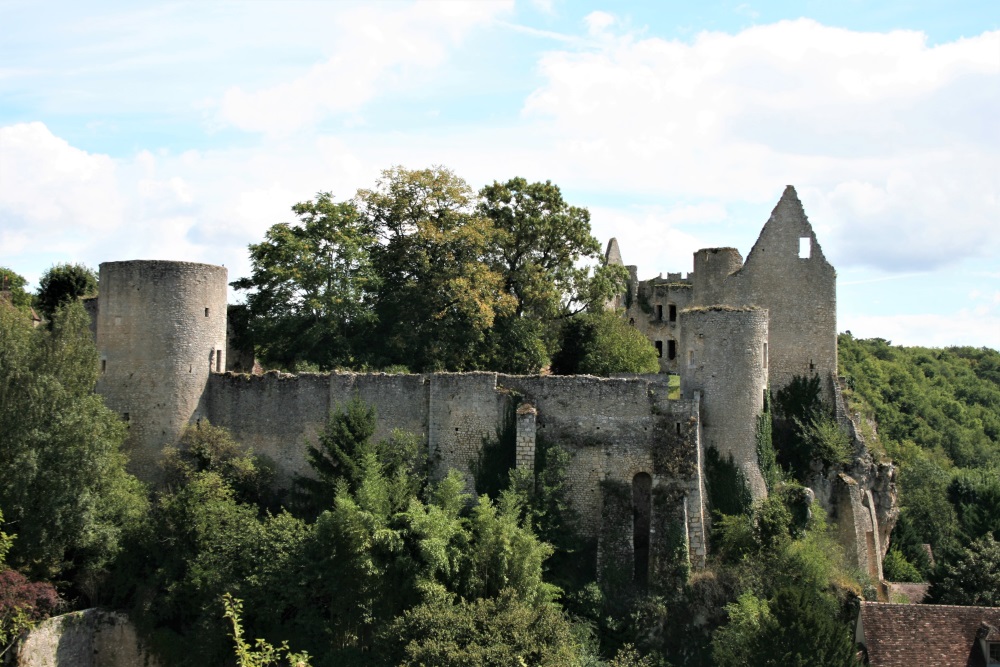 Angles-sur-l'Anglin fortress