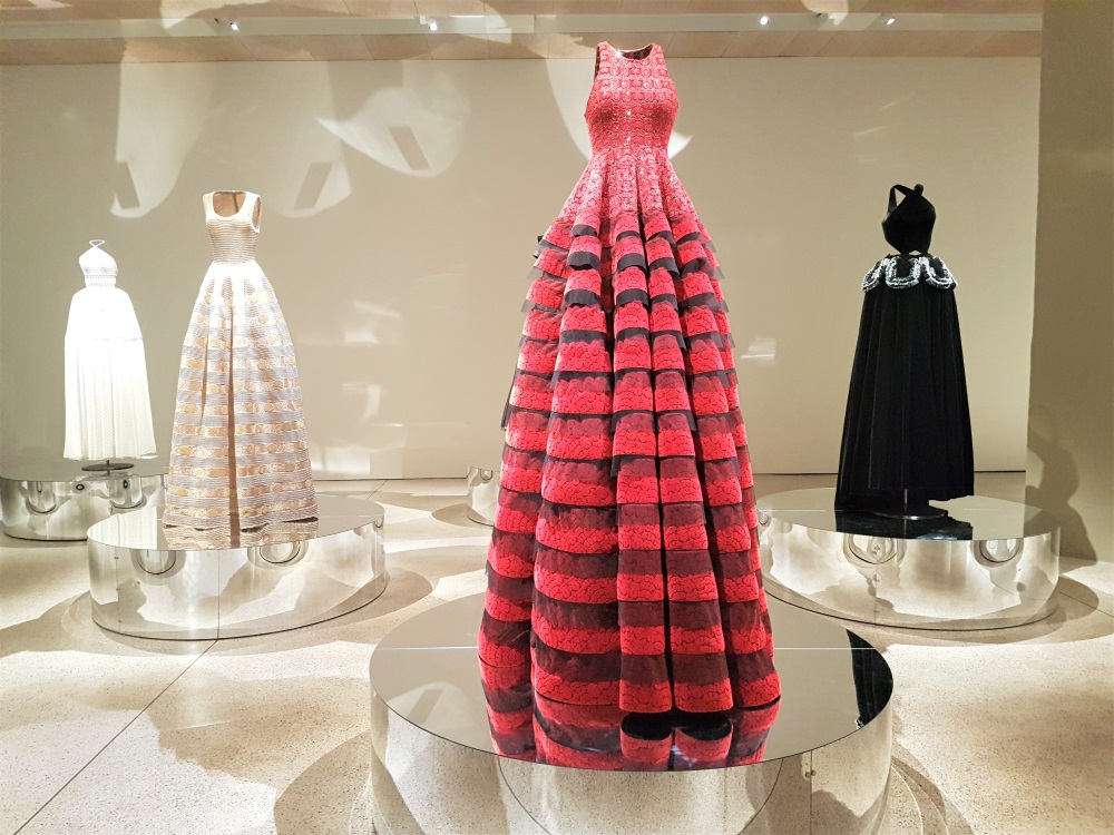 Exploring volume display at the Azzedine Alaia exhibition