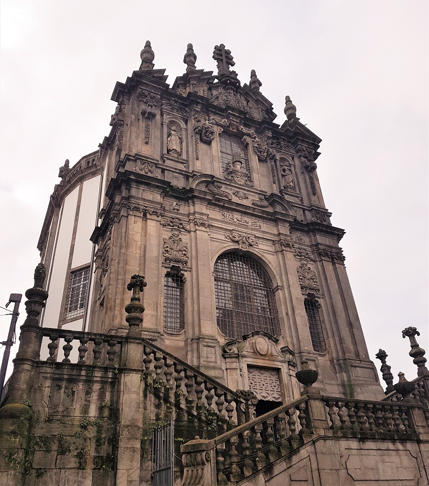 The church of the Torre de Clerigos (Tower of Clerics) in the centre of Porto