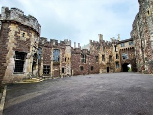The courtyard at Berkeley Castle